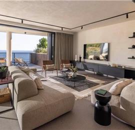 Luxury 4 Bedroom Villa with Heated Infinity Pool, Sauna, Gym, Jacuzzi and Sea Views in Vrbica, near Dubrovnik, Sleeps 8